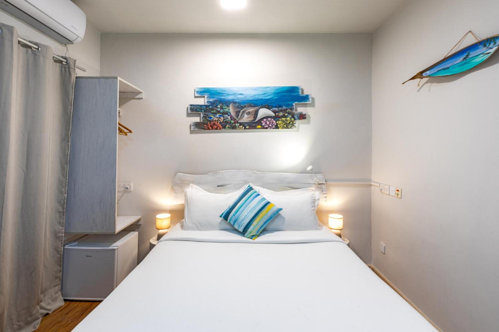Hotel Ocean Pearl Maldives At Gulhi Island Extérieur photo